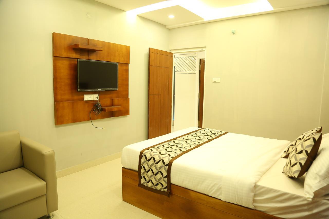 4U Business Hotel Chennai Exterior photo